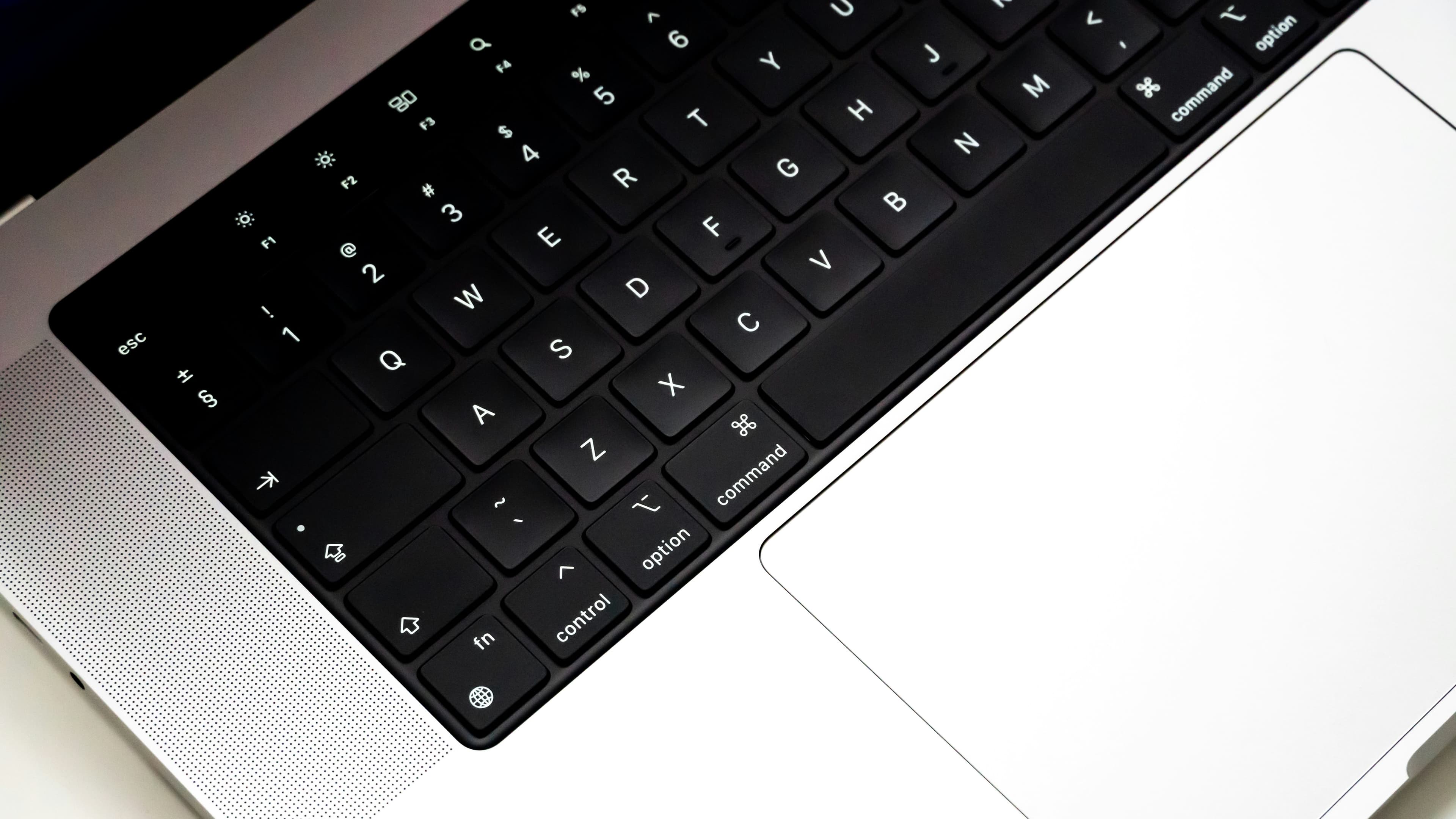 Vue rapprochée d'un clavier d'ordinateur portable